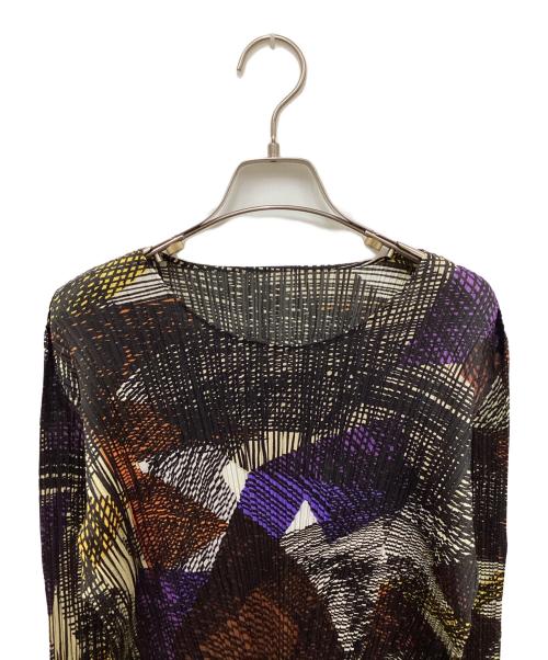 PLEATS PLEASE（プリーツプリーズ）PLEATS PLEASE (プリーツプリーズ) 総柄プリーツカットソー ブラック サイズ:3の古着・服飾アイテム