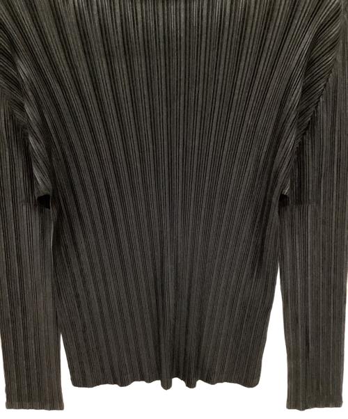 PLEATS PLEASE（プリーツプリーズ）PLEATS PLEASE (プリーツプリーズ) タートルネックプリーツカットソー ブラック サイズ:3の古着・服飾アイテム
