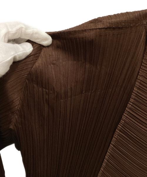 PLEATS PLEASE（プリーツプリーズ）PLEATS PLEASE (プリーツプリーズ) ベルテッドプリーツカーディガン ブラウン サイズ:3の古着・服飾アイテム