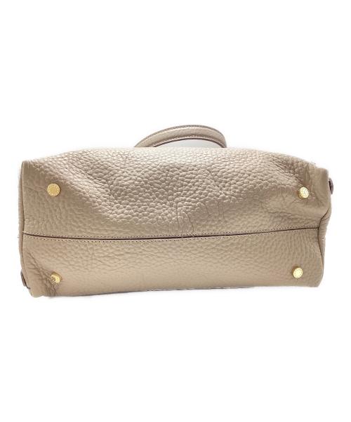 IACUCCI（イアクッチ）IACUCCI (イアクッチ) レザーハンドバッグ ベージュの古着・服飾アイテム