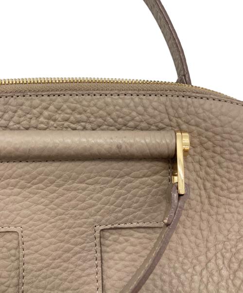 IACUCCI（イアクッチ）IACUCCI (イアクッチ) レザーハンドバッグ ベージュの古着・服飾アイテム