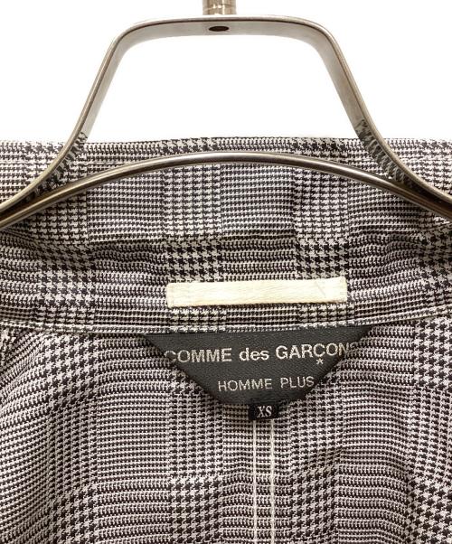 COMME des GARCONS HOMME PLUS（コムデギャルソンオムプリュス）COMME des GARCONS HOMME PLUS (コムデギャルソンオムプリュス) AD2011マルチボタンチェックジャケット グレー サイズ:XSの古着・服飾アイテム