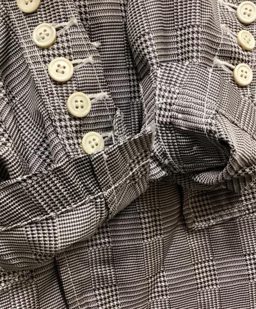 COMME des GARCONS HOMME PLUS（コムデギャルソンオムプリュス）COMME des GARCONS HOMME PLUS (コムデギャルソンオムプリュス) AD2011マルチボタンチェックジャケット グレー サイズ:XSの古着・服飾アイテム