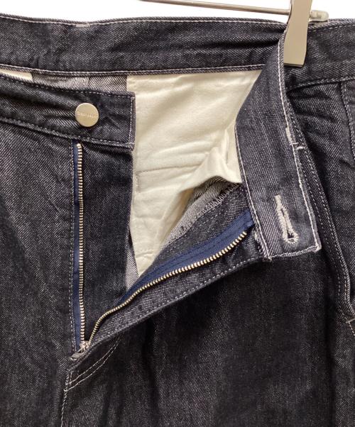 Graphpaper（グラフペーパー）Graphpaper (グラフペーパー) COLORFAST DENIM TWO TUCK PANTS/カラーファストデニムツータックパンツ ネイビー サイズ:1の古着・服飾アイテム