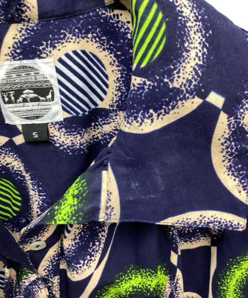 NOMADIC ARTISAN（ノマディックアルティザン）NOMADIC ARTISAN (ノマディックアルティザン) 総柄ワンピース ネイビー サイズ:Sの古着・服飾アイテム