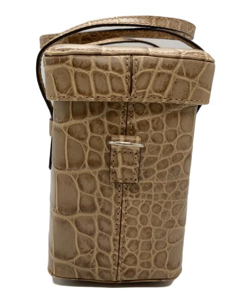 FOXEY NEWYORK（フォクシーニューヨーク）FOXEY NEWYORK (フォクシーニューヨーク) 型押し2WAYバニティバッグ ベージュの古着・服飾アイテム