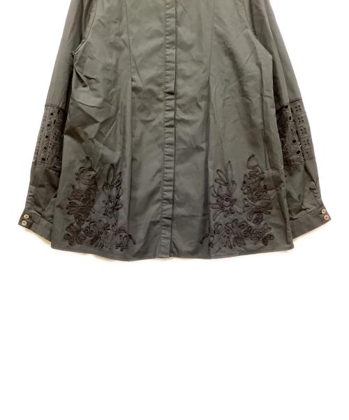 willfully（ウィルフリー）willfully (ウィルフリー) patchwork lace sleeve cord embroidery BL ブラック サイズ:freeの古着・服飾アイテム