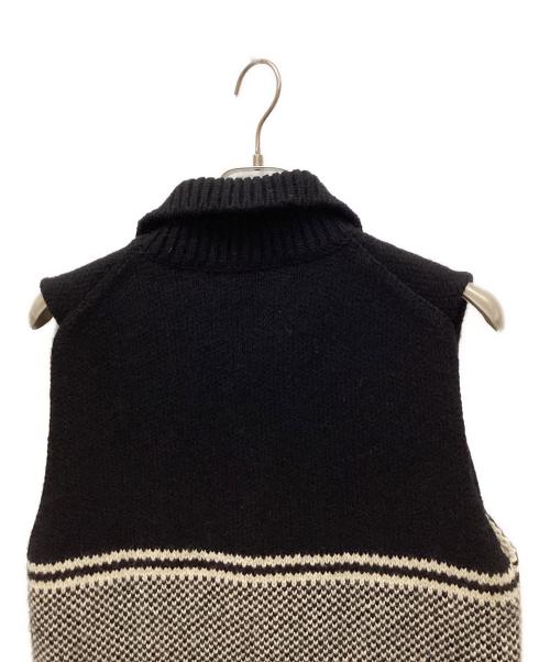 JUNYA WATANABE COMME des GARCONS（(ジュンヤワタナベ コムデギャルソン）JUNYA WATANABE COMME des GARCONS (ジュンヤワタナベ コムデギャルソン) ノルディックニットベスト ブラック サイズ:Mの古着・服飾アイテム