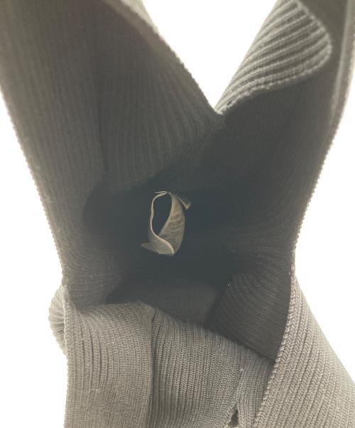 CFCL（シーエフシーエル）CFCL (シーエフシーエル) NOTCHED RIB HAND BAG ブラックの古着・服飾アイテム