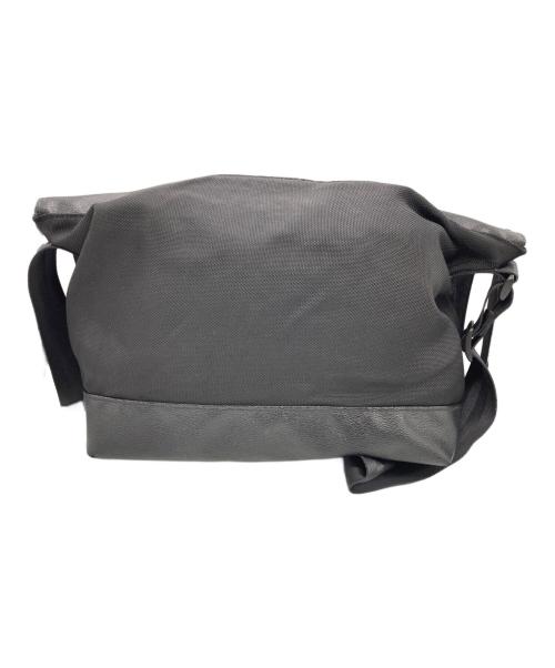 POTER（ポーター）POTER (ポーター) JAM HOMEMADE 型押しPVCメッセンジャーバッグ ブラックの古着・服飾アイテム