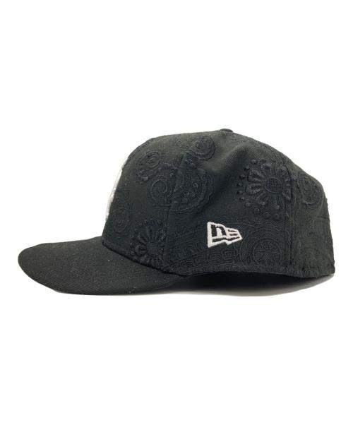 New Era（ニューエラ）New Era (ニューエラ) シカゴ・ホワイトソックス ペイズリー刺繍キャップ ブラック サイズ:8の古着・服飾アイテム