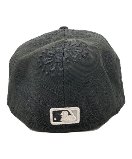 New Era（ニューエラ）New Era (ニューエラ) シカゴ・ホワイトソックス ペイズリー刺繍キャップ ブラック サイズ:8の古着・服飾アイテム