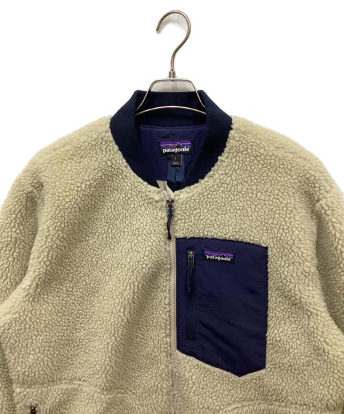 Patagonia（パタゴニア）Patagonia (パタゴニア) RETRO-X BOMBER JACKET/レトロエックスバンバージャケット アイボリー サイズ:Lの古着・服飾アイテム