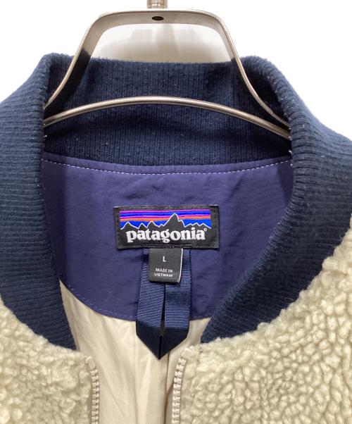 Patagonia（パタゴニア）Patagonia (パタゴニア) RETRO-X BOMBER JACKET/レトロエックスバンバージャケット アイボリー サイズ:Lの古着・服飾アイテム