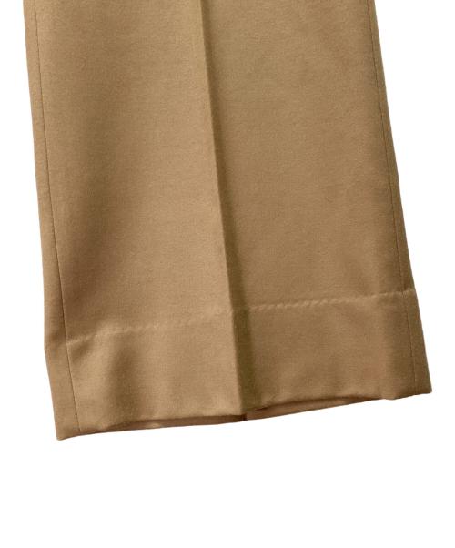 MIU MIU（ミュウミュウ）MIU MIU (ミュウミュウ) センタープレスヴァージンウールスラックス ベージュ サイズ:38の古着・服飾アイテム