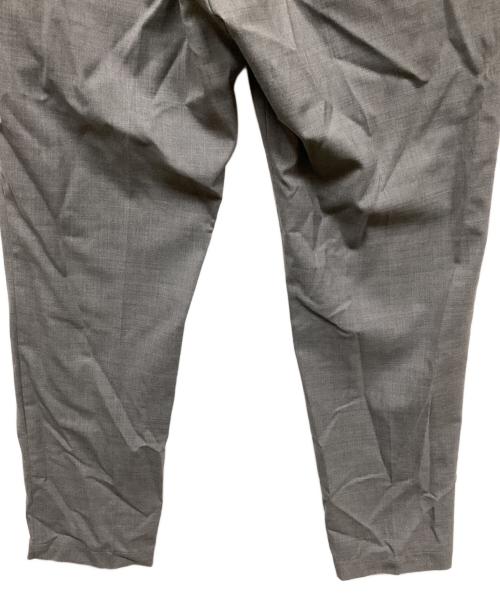 N.HOOLYWOOD（エヌ ハリウッド）N.HOOLYWOOD (エヌ ハリウッド) テーパードイージースラックス グレー サイズ:38の古着・服飾アイテム