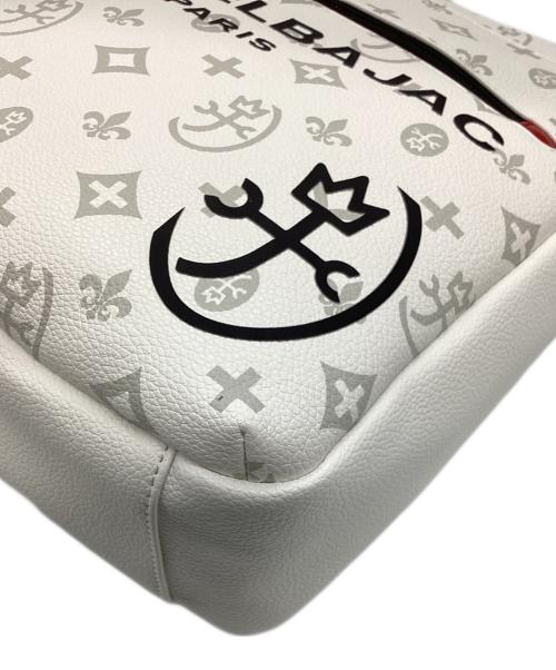 CASTELBAJAC（カステルバジャック）CASTELBAJAC (カステルバジャック) モノグラムショルダーバッグ ホワイトの古着・服飾アイテム