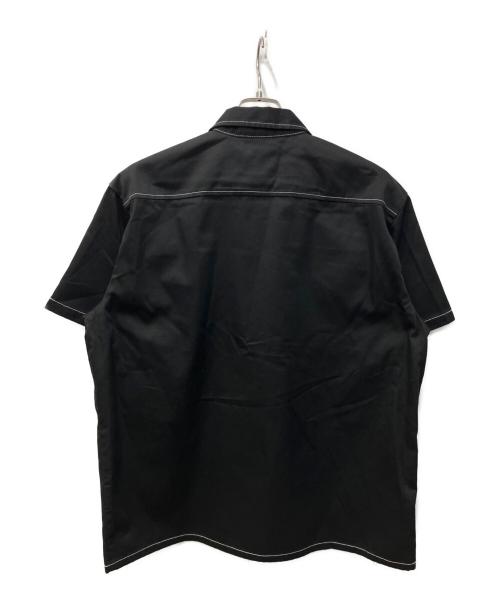 X-LARGE（エクストララージ）X-LARGE (エクストララージ) OLD ENGLISH S/S WORK SHIRT/オールドイングリッシュショートスリーブワークシャツ ブラック サイズ:Mの古着・服飾アイテム