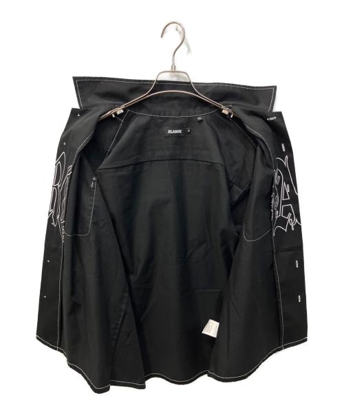 X-LARGE（エクストララージ）X-LARGE (エクストララージ) OLD ENGLISH S/S WORK SHIRT/オールドイングリッシュショートスリーブワークシャツ ブラック サイズ:Mの古着・服飾アイテム