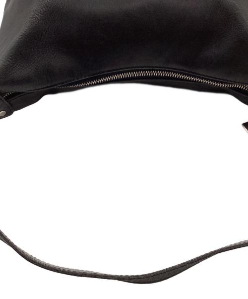 DOLCE & GABBANA（ドルチェ＆ガッバーナ）DOLCE & GABBANA (ドルチェ＆ガッバーナ) 裏地レオパード柄ワンショルダーバッグ ブラックの古着・服飾アイテム