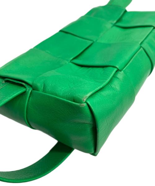 BOTTEGA VENETA（ボッテガベネタ）BOTTEGA VENETA (ボッテガベネタ) カセット ウエストバッグ グリーンの古着・服飾アイテム