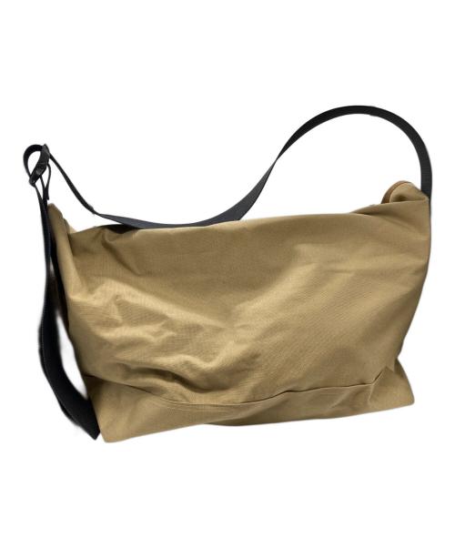 CRANK（クランク）CRANK (クランク) メッセンジャーバッグ ベージュの古着・服飾アイテム