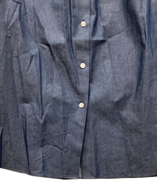 DRESSTERIOR（ドレステリア）DRESSTERIOR (ドレステリア) デニムライクスタンドフリルブラウス ネイビー サイズ:38の古着・服飾アイテム