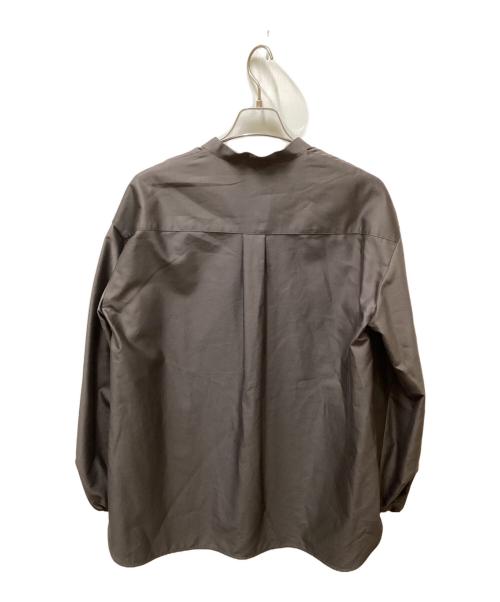 ebure（エブール）ebure (エブール) ハイカウントコットンサテンバンドカラー グレー サイズ:38の古着・服飾アイテム