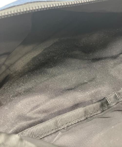 F.C.R.B.（エフシーレアルブリストル）F.C.R.B. (エフシーレアルブリストル) SQUARELOGO WAISTBAG/スクエアロゴウエストバッグ ネイビーの古着・服飾アイテム