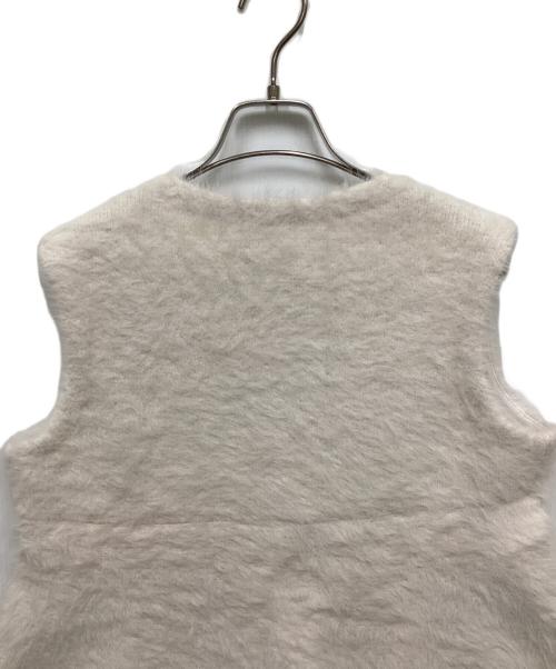 BALLSEY（ボールジィ）BALLSEY (ボールジィ) フェザーヤーンペプラムベスト ホワイト サイズ:Sの古着・服飾アイテム