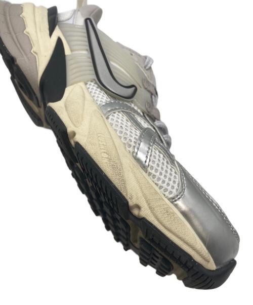 NIKE（ナイキ）NIKE (ナイキ) W V2K RUN ホワイト サイズ:25cmの古着・服飾アイテム