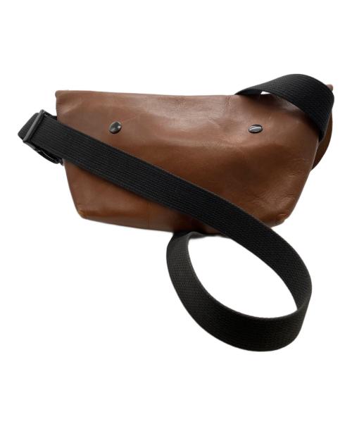 Uni&co（ユニアンドコー）Uni&co (ユニアンドコー) レザーメッセンジャーバッグ ブラウンの古着・服飾アイテム