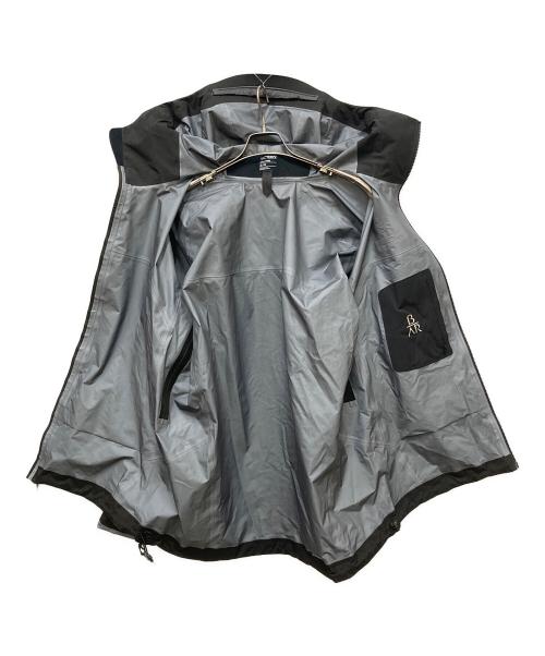 ARC'TERYX（アークテリクス）ARC'TERYX (アークテリクス) BETA AR JACKET M-STORMHOOD/ベータARジャケット ブラック サイズ:XLの古着・服飾アイテム
