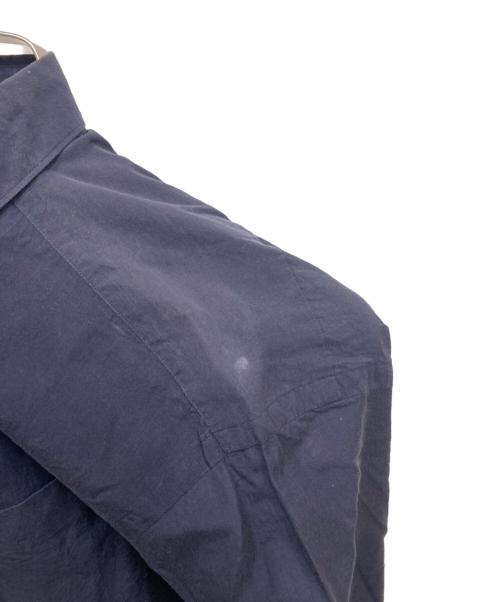 COMOLI（コモリ）COMOLI (コモリ) シャツ ネイビーの古着・服飾アイテム