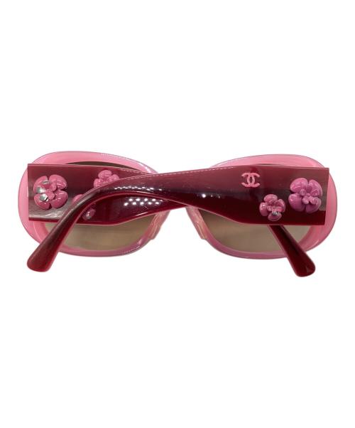 CHANEL（シャネル）CHANEL (シャネル) カメリアサングラス ピンク サイズ:56-16-130の古着・服飾アイテム