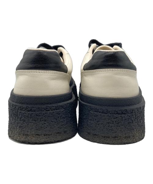 EKCOOKIES（イーケークッキーズ）EKCOOKIES (イーケークッキーズ) 厚底バイカラースニーカー ホワイト×ブラック サイズ:24cmの古着・服飾アイテム