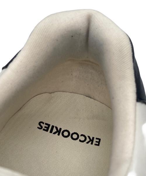 EKCOOKIES（イーケークッキーズ）EKCOOKIES (イーケークッキーズ) 厚底バイカラースニーカー ホワイト×ブラック サイズ:24cmの古着・服飾アイテム