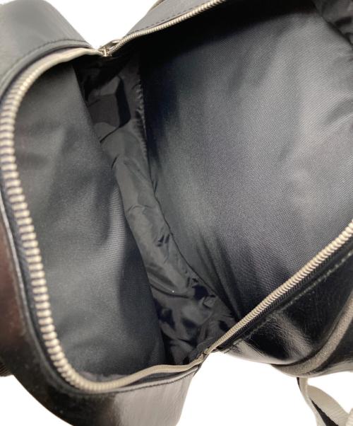 FRED PERRY（フレッドペリー）FRED PERRY (フレッドペリー) バレルバッグ ブラックの古着・服飾アイテム