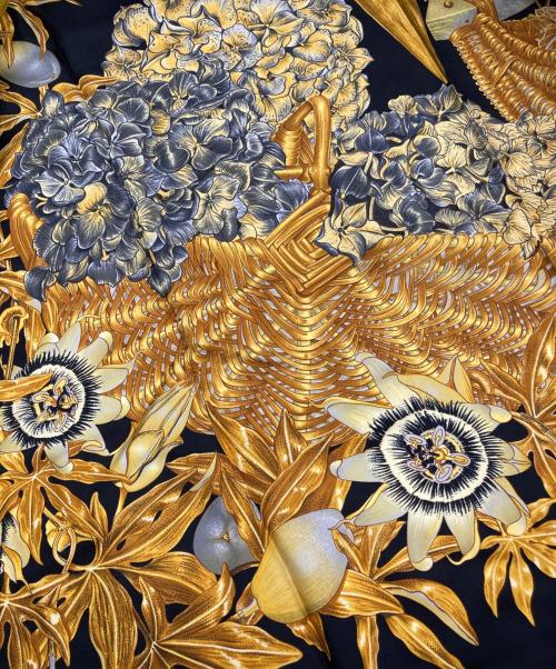 HERMES（エルメス）HERMES (エルメス) カレ90 PASSIFLORES/パッションフラワー ブラックの古着・服飾アイテム