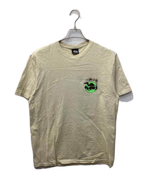 stussy（ステューシー）stussy (ステューシー) SKATEMAN TEE（スケートマンティー） ベージュ サイズ:Mの古着・服飾アイテム