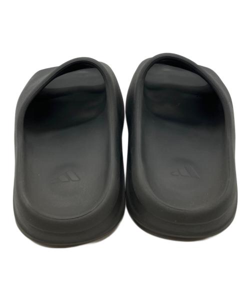 YEEZY（イージー）YEEZY (イージー) イージースライド ブラック サイズ:US9の古着・服飾アイテム