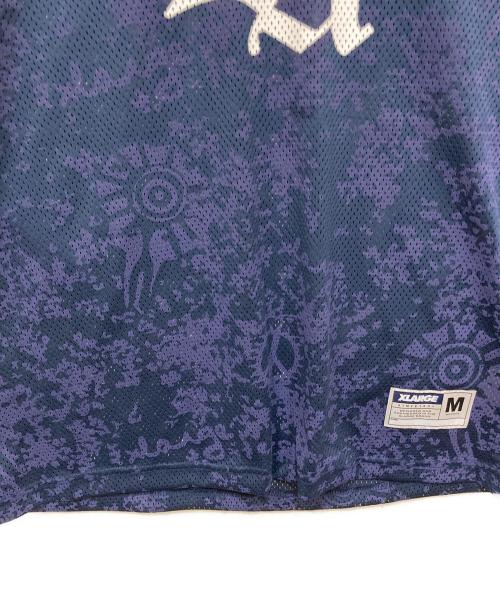 X-LARGE（エクストララージ）X-LARGE (エクストララージ) OLD ENGLISH FOOTBALL JERSEY/オールドイングリッシュフットボールジャージ ネイビー サイズ:Mの古着・服飾アイテム