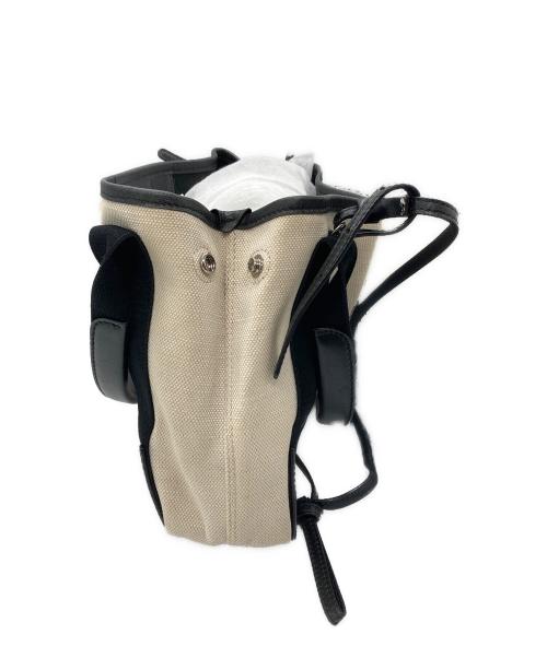 BALENCIAGA（バレンシアガ）BALENCIAGA (バレンシアガ) 2WAYバッグ ホワイトの古着・服飾アイテム