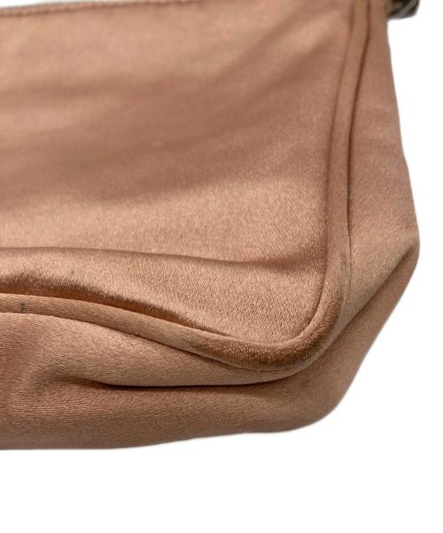 PRADA（プラダ）PRADA (プラダ) サテンアクセサリーポーチ ピンクの古着・服飾アイテム