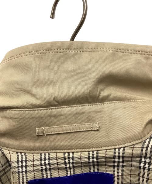 BURBERRY BLUE LABEL（バーバリーロンドンブルーレーベル）BURBERRY BLUE LABEL (バーバリーロンドンブルーレーベル) ダブルトレンチコート ベージュ サイズ:38の古着・服飾アイテム