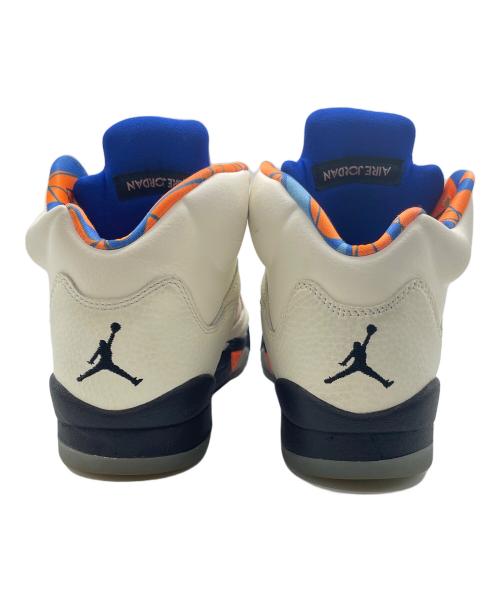 NIKE（ナイキ）NIKE (ナイキ) AIR JORDAN 5 RETRO ホワイト サイズ:23.5cmの古着・服飾アイテム
