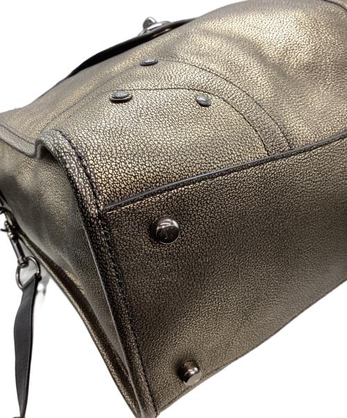 COACH（コーチ）COACH (コーチ) エレベーテッド ライダー33 サッチェル2WAYバッグ ゴールドの古着・服飾アイテム