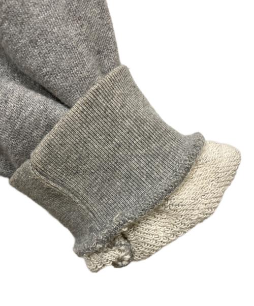 maison kitsune（メゾンキツネ）maison kitsune (メゾンキツネ) フォックスヘッドパッチクルーネックスウェット グレー サイズ:Sの古着・服飾アイテム