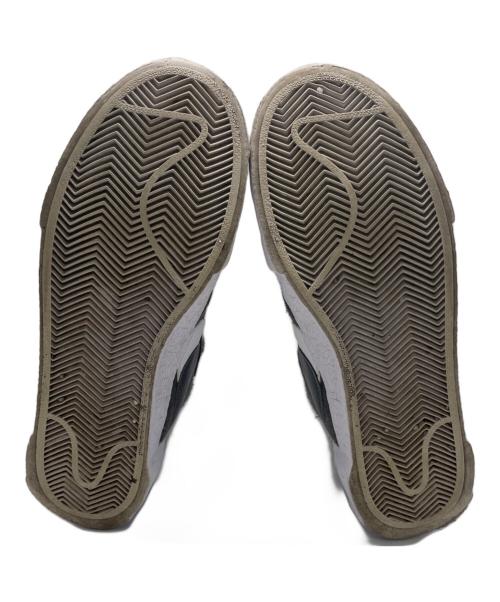 NIKE（ナイキ）NIKE (ナイキ) スニーカー グレー サイズ:24.5cmの古着・服飾アイテム