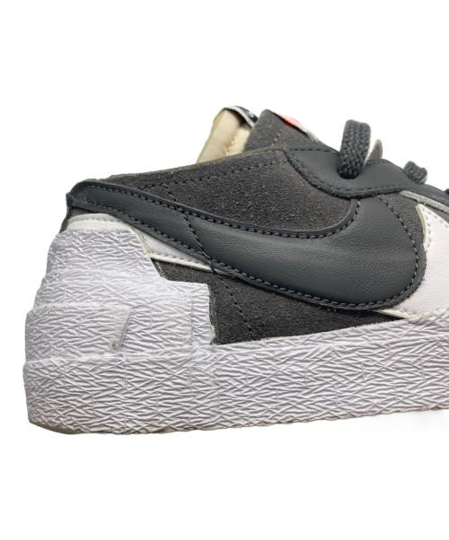 NIKE（ナイキ）NIKE (ナイキ) スニーカー グレー サイズ:24.5cmの古着・服飾アイテム